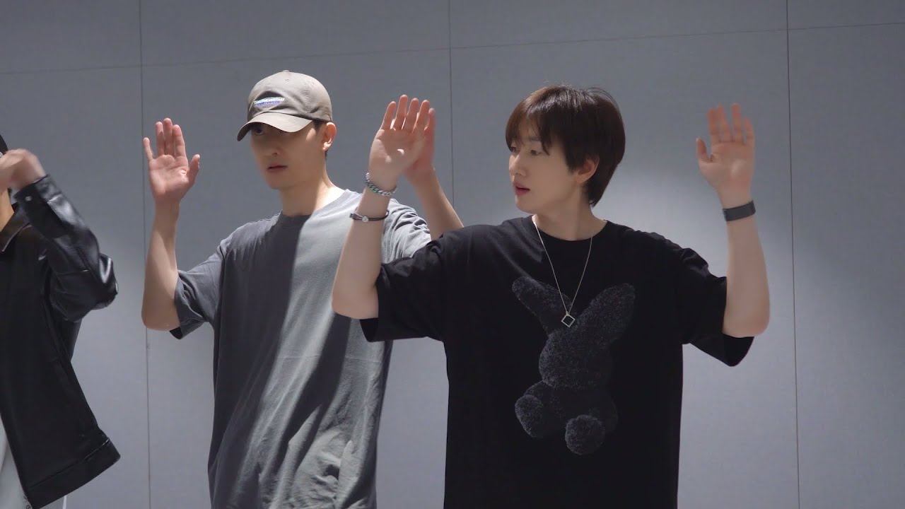 ZHOUMI 조미 'Mañana (Our Drama) (Feat. 은혁)' Dance Practice Behind