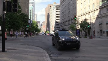 Car Driving Video An Intersection in Downtown Montreal🗽 New York VLOG🚗