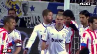 Fellaini spit