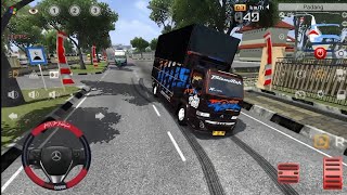 EXTREME TRUCK DRIFTING! Wobbly "Oleng" Action in Indonesia (BUSSID Mod) screenshot 1
