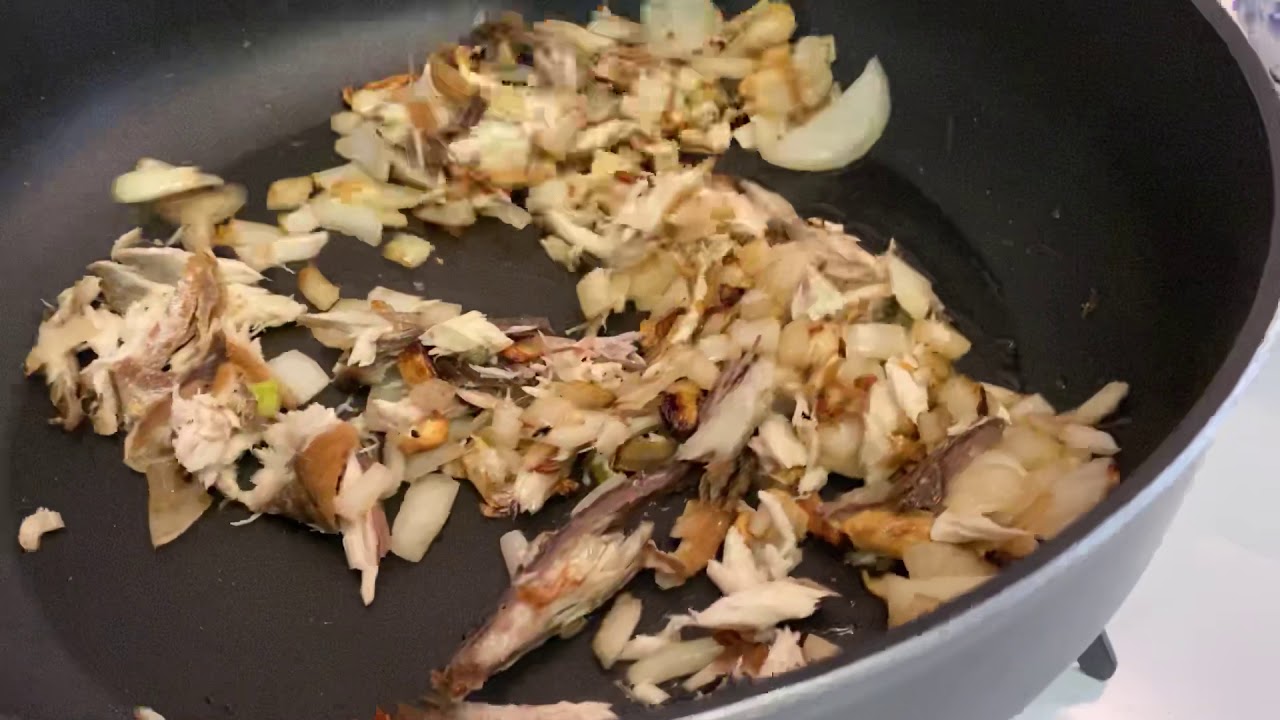 Delicious Fried Garlic Mackerel Omelette YouTube