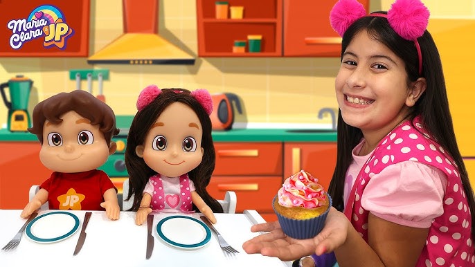 Barbie Cozinheira Brincando com Spaghetti Chef e Massinha Play Doh  Brinquedos -Brinquedonovelinhas 