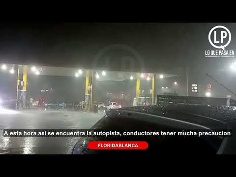 A esta hora asi se encuentra la autopista, conductores tener mucha precaucion