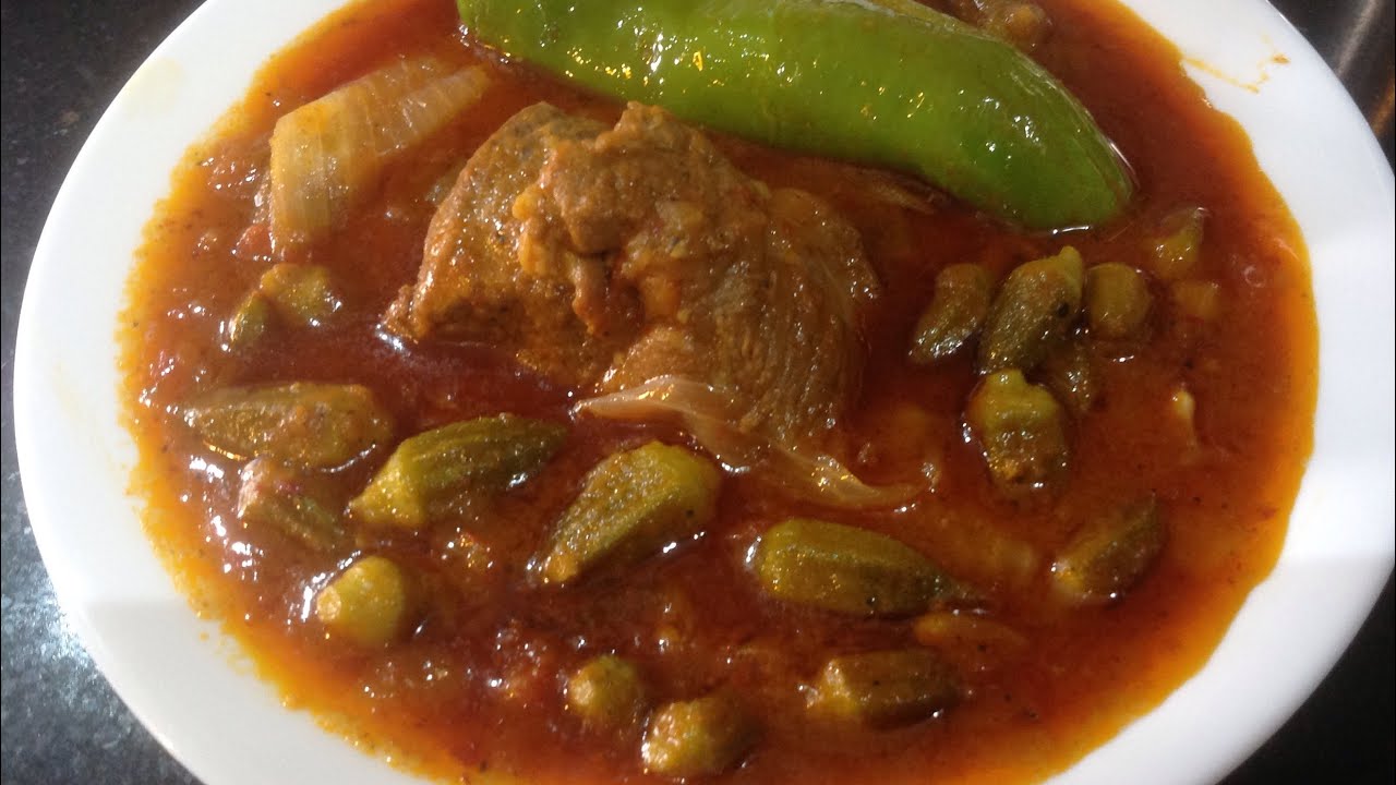 MAR9ET GNAOUIA (RAGOUT DE GOMBOS) مرقة ڤناوية بالعلوش