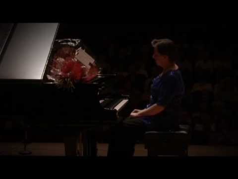 Janina Fialkowska (piano) plays three waltzes of Chopin