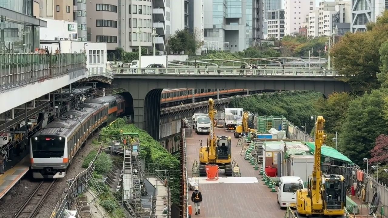 聖橋から見た御茶ノ水駅付近の水彩画 　サイズF10 聖橋から 水彩画 サイズF10 聖橋から 水彩画 サイズF10 聖橋から