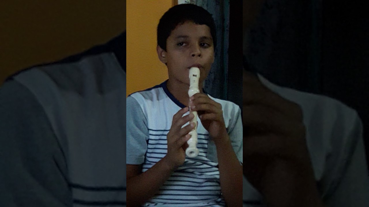 Nino De 10 Anos Toca Titanic En Flauta Youtube