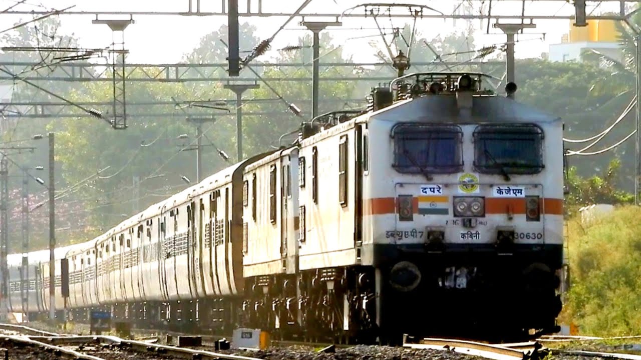 [HD]: SWR's KJM WAP 7i's "KABINI" and "CHAMUNDI" pull SBC bound RAJYA RANI Express | INDIAN RAILWAYS
