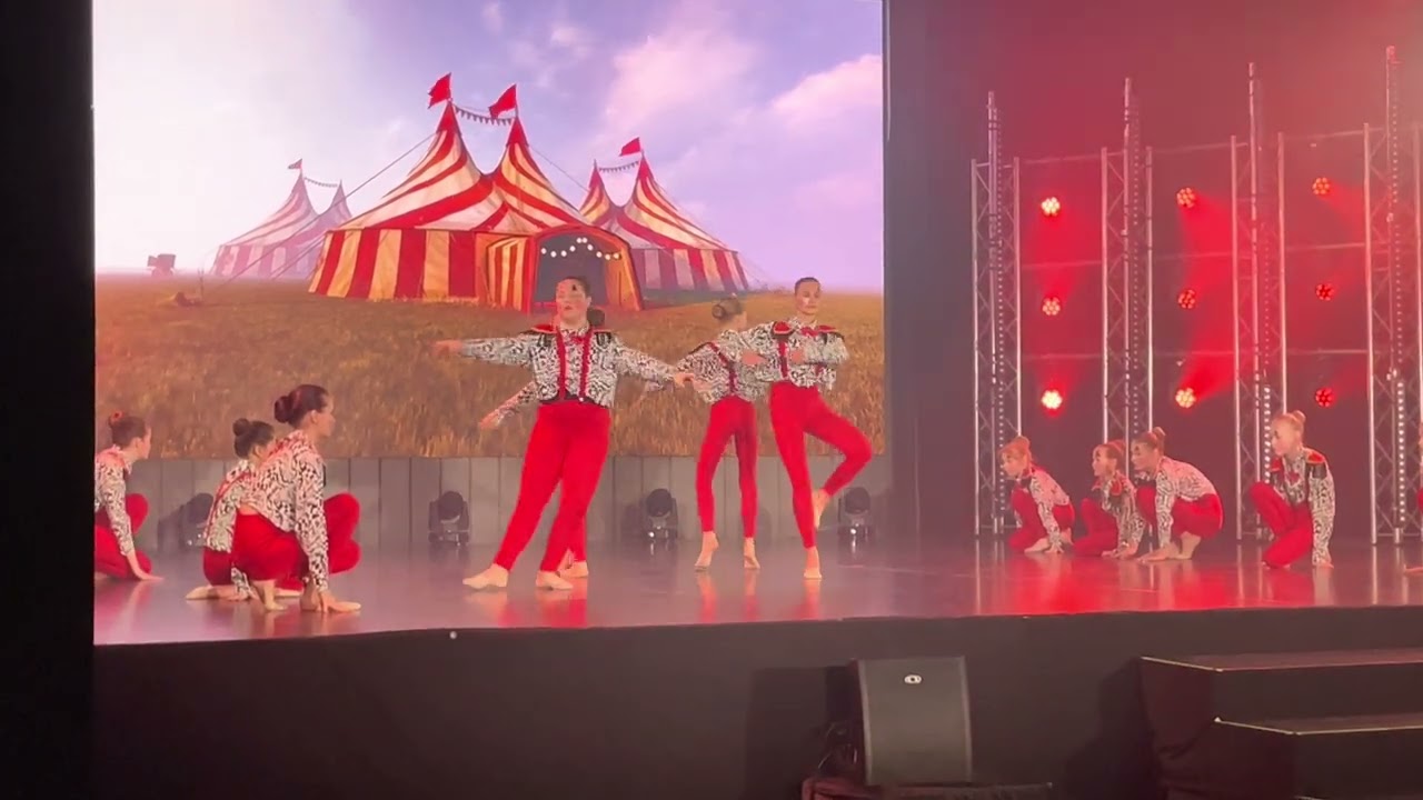 Ciara Tantsukool - MAAGILINE TSIRKUS | Riga, Europestage 2023