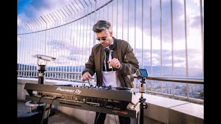 A Skitzo creating Ear Illusion @ Avaz Twist Tower, Sarajevo, Bosnia \u0026 Herzegovina