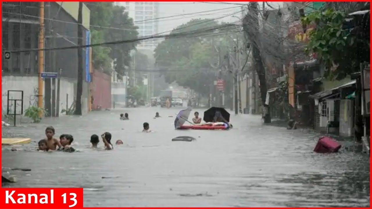 Flooding in Hanoi after tropical storm makes landfall in Vietnam - YouTube
