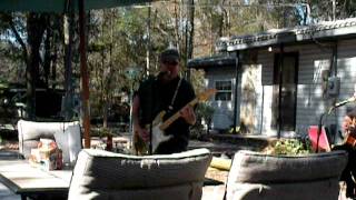 Bad Kitty Band River Rats Cafe, Runaround Sue