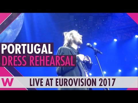 Portugal: Salvador Sobral “Amar Pelos Dois” semi-final 1 dress rehearsal @ Eurovision 2017
