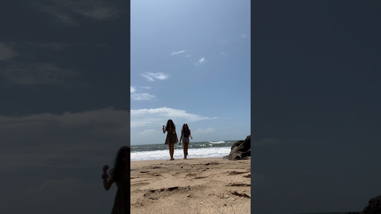 Always skipping to the beach! 🌴 