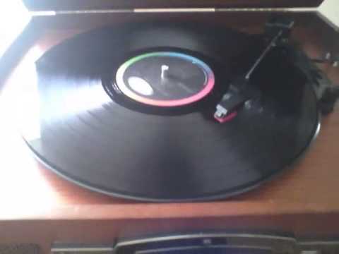 The Beatles-She's Leaving Home