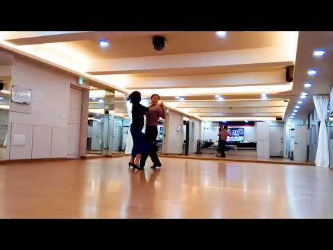 보통의 일반인들도 쉽게 배워 즐기는 삼바(<strong>samba</strong>)