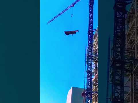 'Epic Crane Lift: