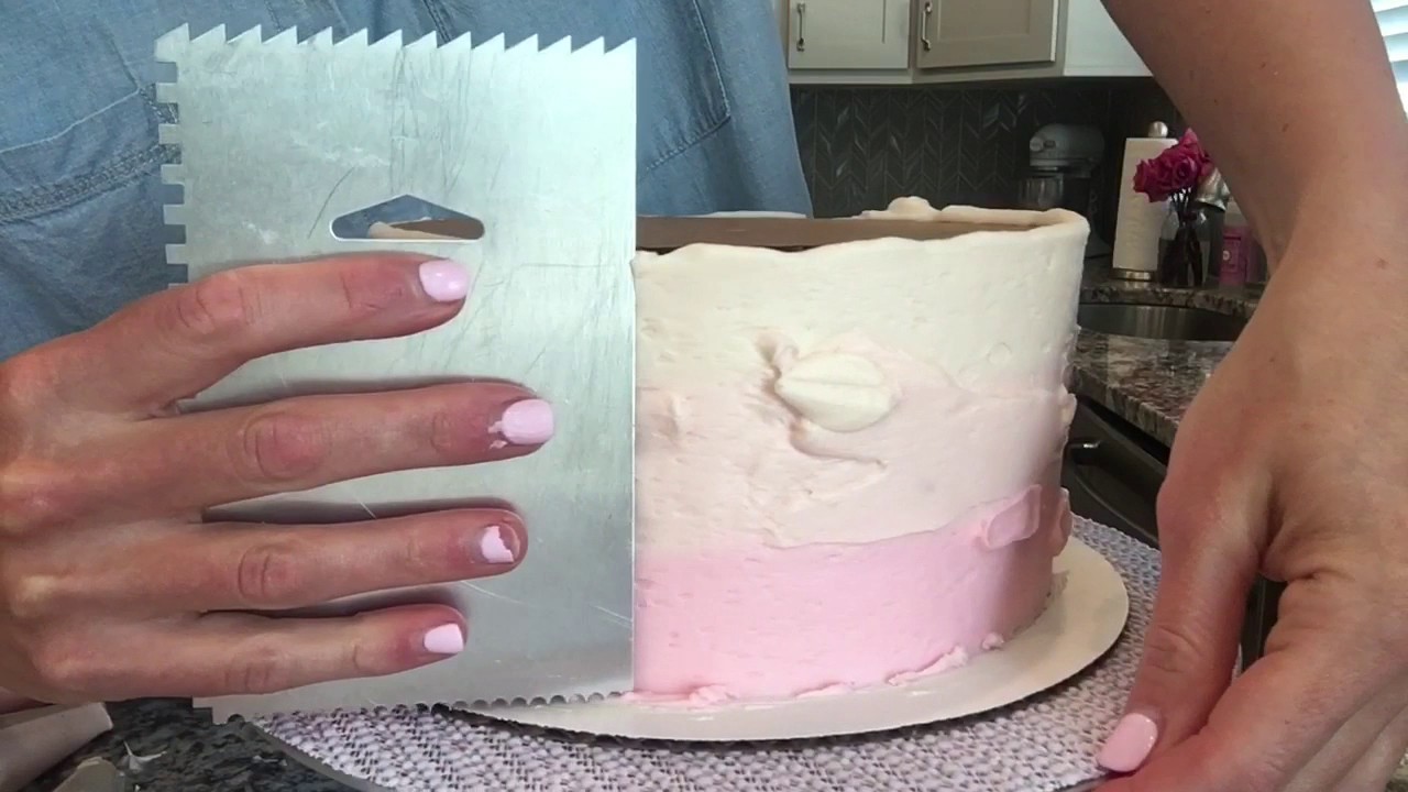 How To Create An Ombre Affect On Buttercream Cake - YouTube