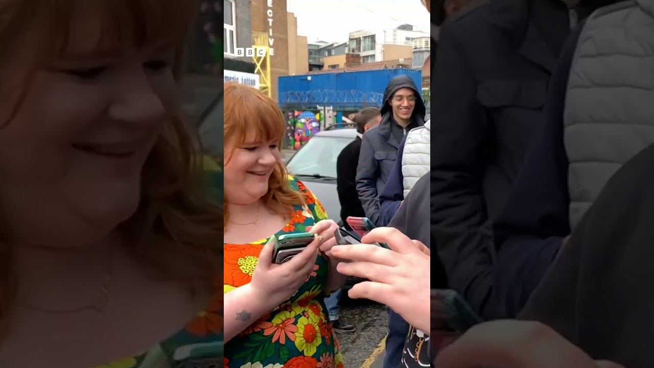 📱 Millions receive government's emergency test alert over the weekend | Newsround 