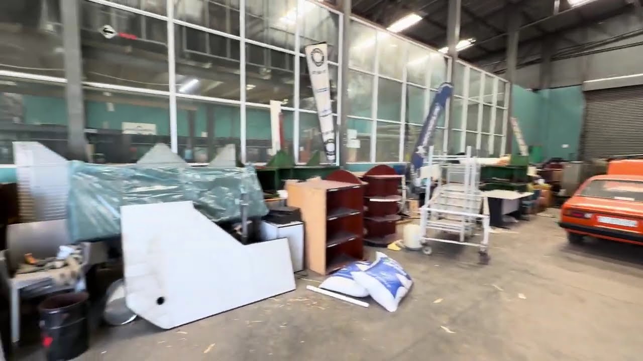 Warehouse for sale in Killarney Gardens 1559m2