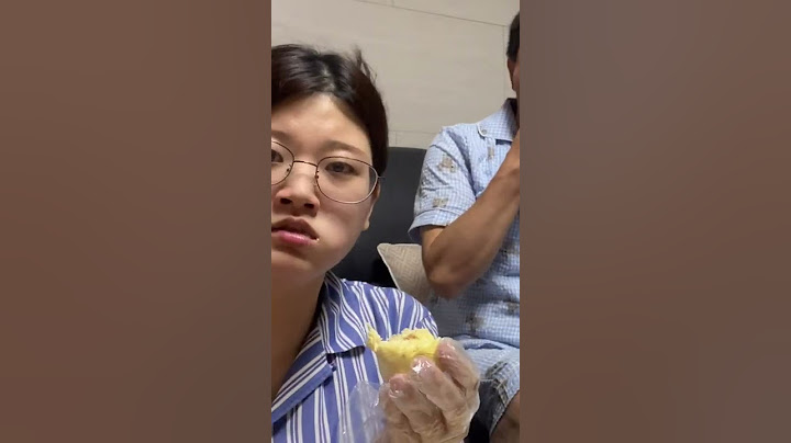 아빠랑 두리안 먹어보기 (어디서 냄새가 난다.)