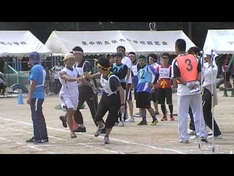 2013年10月27日（日）新田南運動会　一般男子リレー予選1組目
