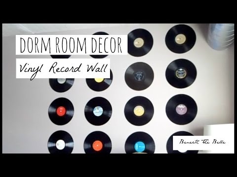 Dorm Room Decor: DIY Vinyl Record Wall