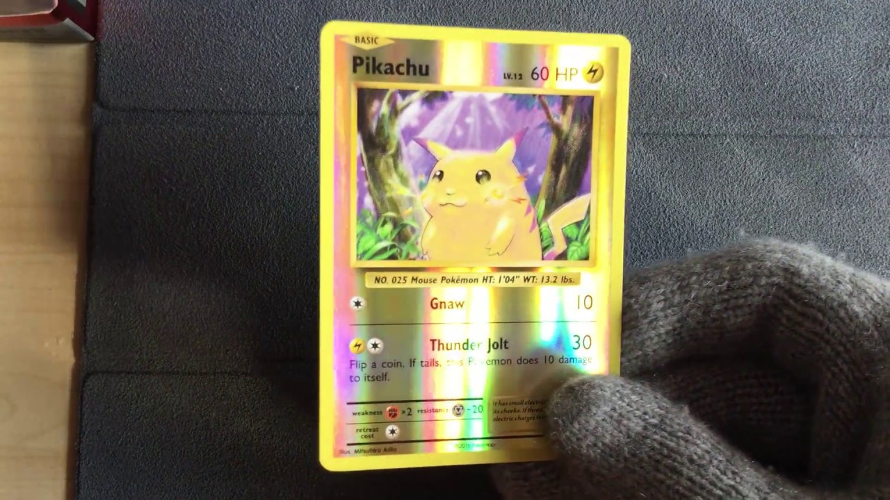 Pikachu 35/108 Reverse Holo - Pokemon Evolutions