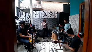 lonceng tengah malam.voc yistiara sushe .sesi latihan.@rdsaudio3820