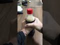 ペットボトルでも絞れば吹き出さないのか検証してみた #shorts #コーラ