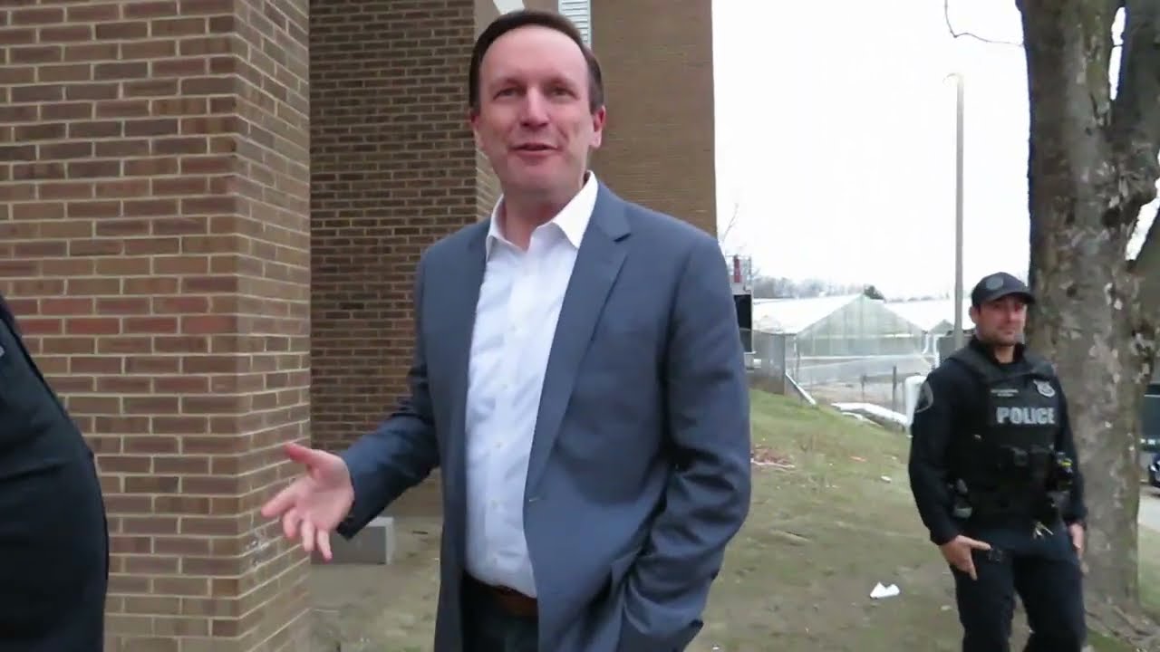 **Learing About Senator Chris Murphy** Stamford, CT Mar. 28, 2025