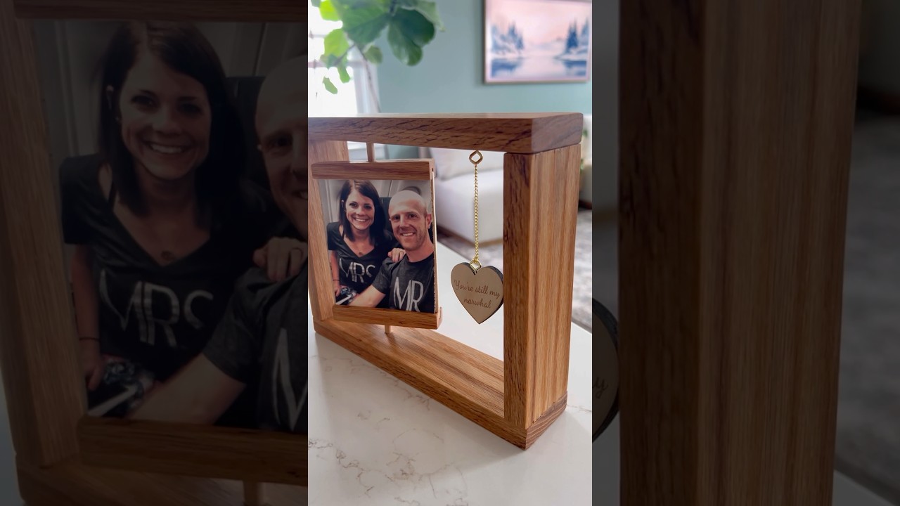 This rotating picture frame is the PERFECT DIY Valentines Day gift to make for your wife!