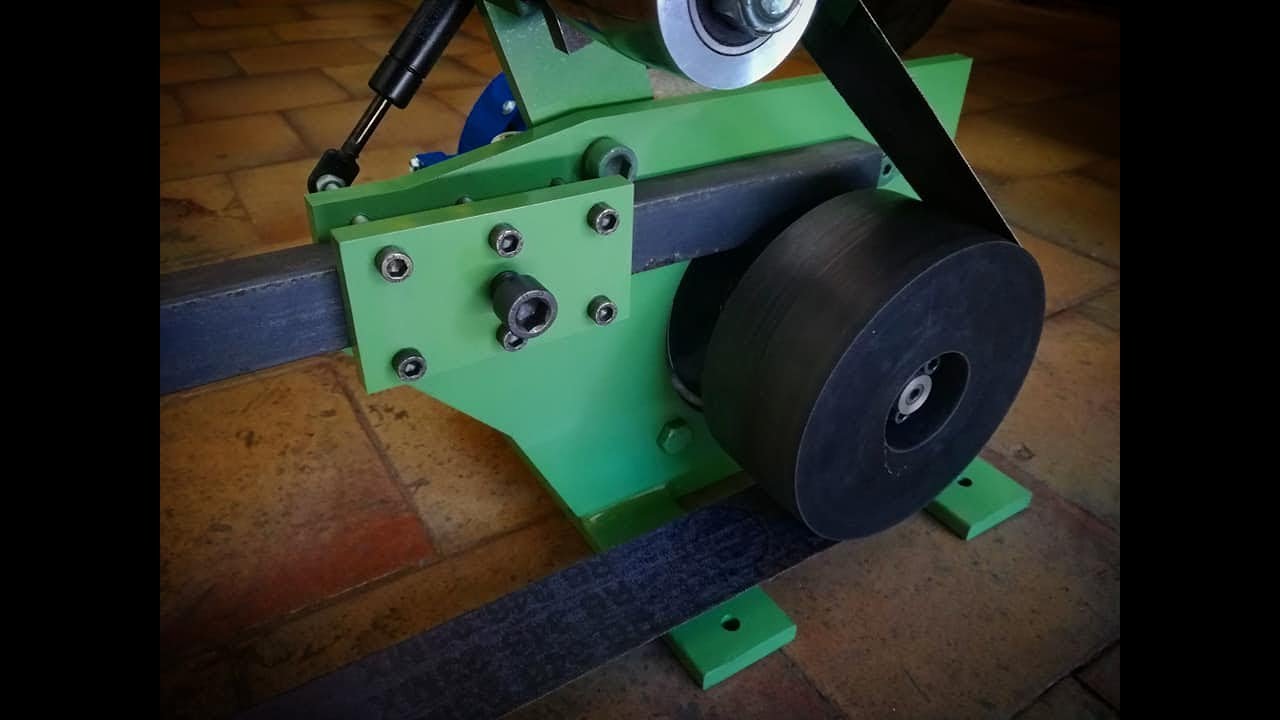 BELT GRINDER HOME MADE LEVIGATRICE A NASTRO KNIFE MAKING YouTube