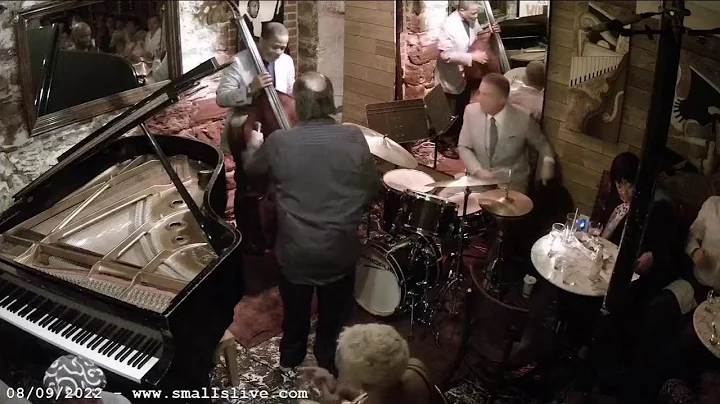 Rodney Whitaker Trio - Live at Mezzrow Jazz Club 0...
