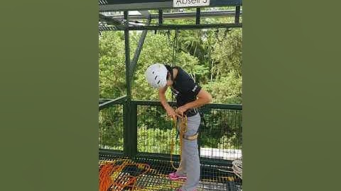 Set up fixed abseil system