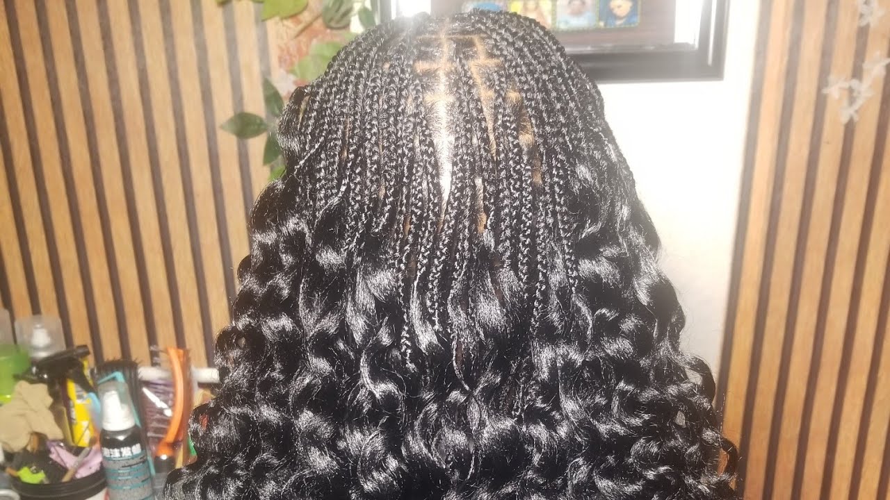 How to make knotless box Braids with curls/attending to my walk in Customer