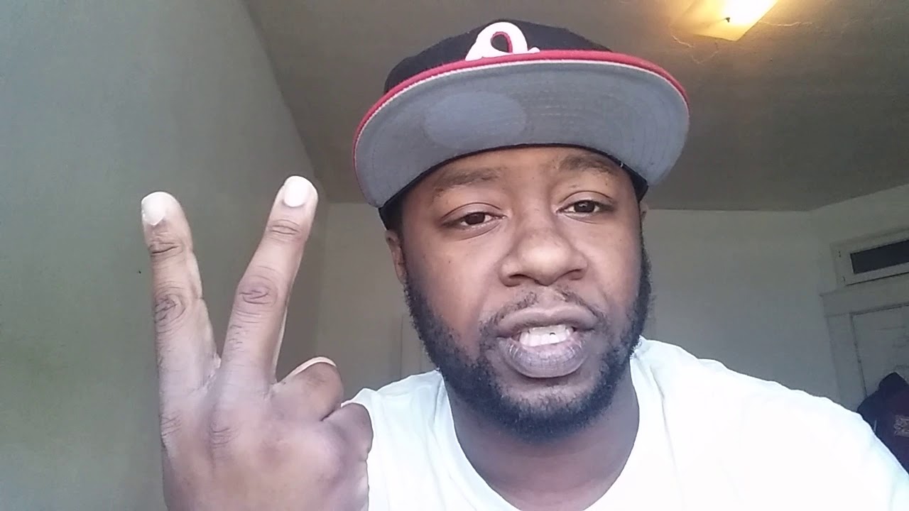 Fake Facebook profiles& friend requests are cops& agents to spy on you!!! - YouTube