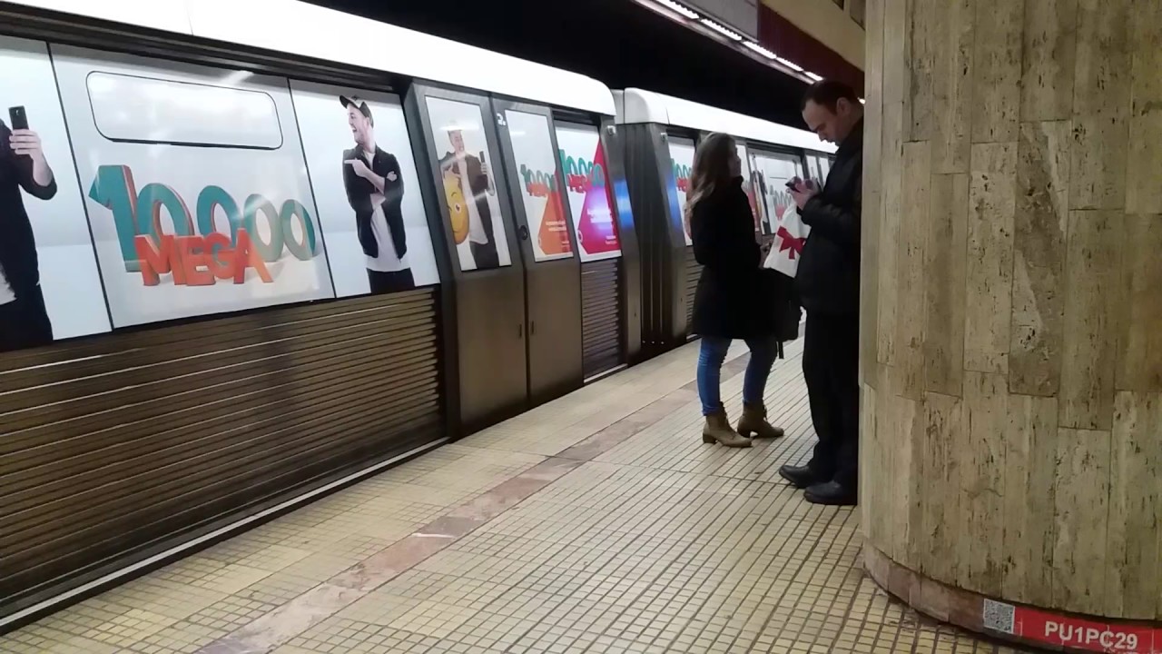 BM21 Magnolia pe M3 cu reclama Vodafone la PIATA UNIRII 1 YouTube