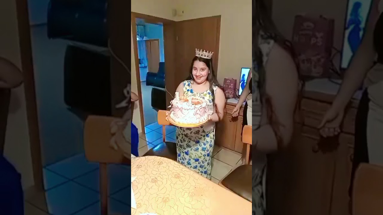 11 alina 12 ali doğum günün kutlu olsun iki varsiniz ❤️🎂💙