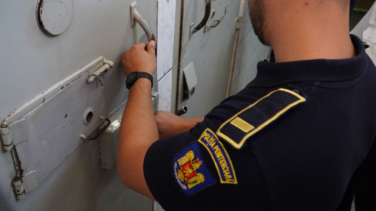 eBihoreanul.ro - O zi la Penitenciarul Oradea