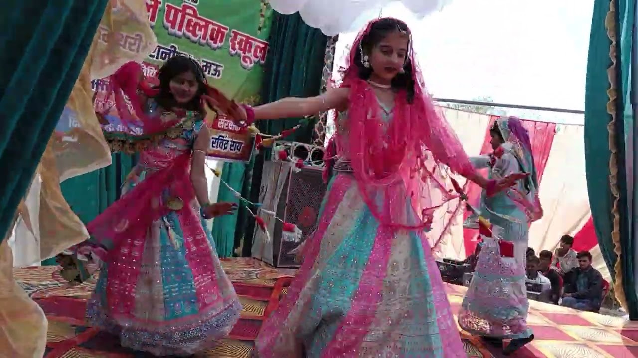 विद्यालय के सांस्कृतिक महोत्सव पर घूमर नृत्य करते हुए#school #viral #video 