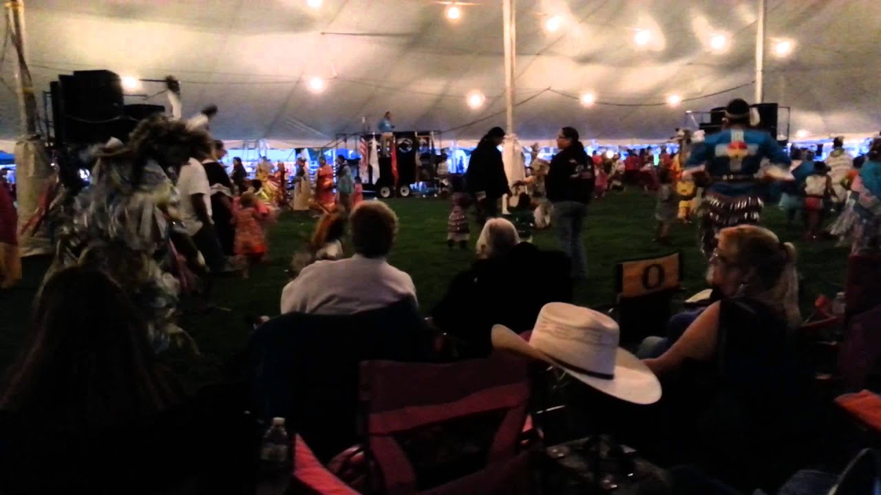 Grand Ronde pow wow...... YouTube