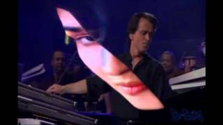 Teyfik Doğan - Kardeş Deği̇li̇z Seni̇nle - Ümit Yaşar Oğuzcan