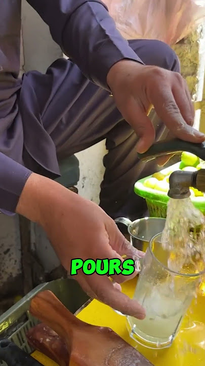 This Easy Lemonade is INSANE!