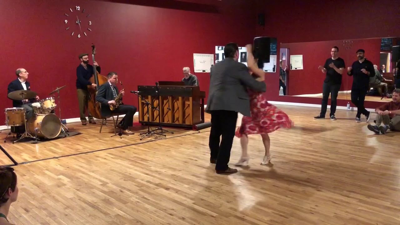 Jacob Wigger and Jenn Lee Balboa demo Eastside Stomp