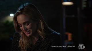 The Begining of the New Threat and Sara's Story | Crisis on Infinte Earths