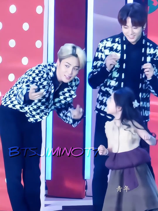 Jimin and jungkook with kid make me so soft😍they will be such a good dad😫💝