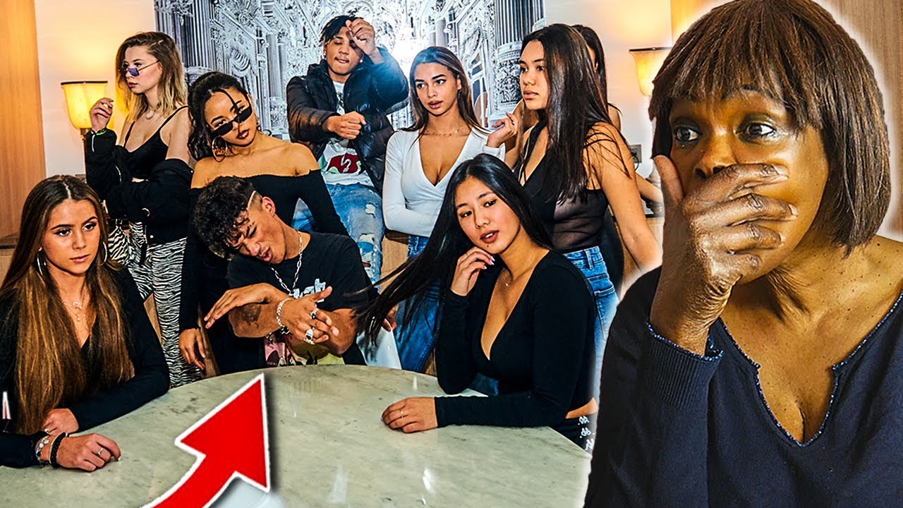 MA FAMILLE RÉAGIT À MON PREMIER CLIP ! (mauvaise idée..)