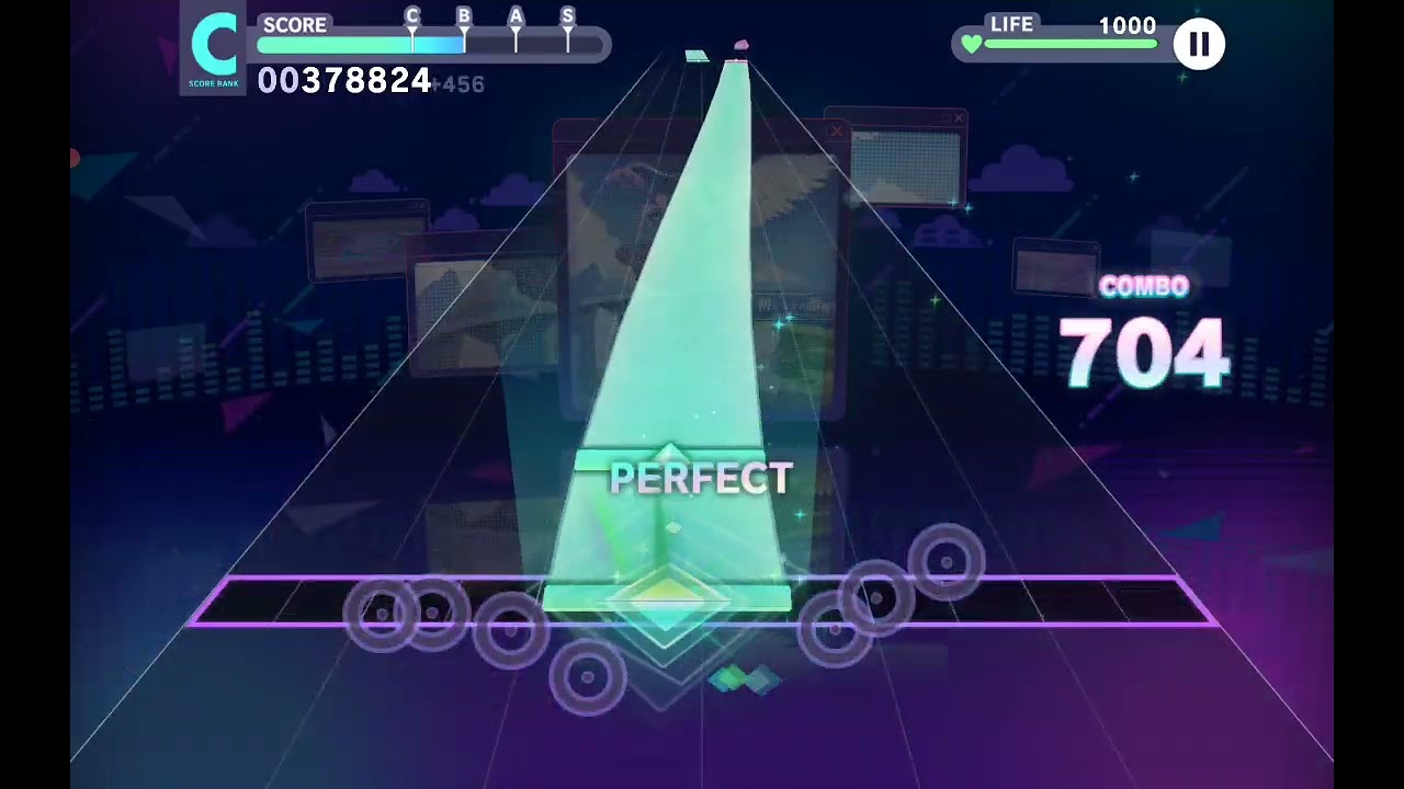 Intense voice of Miku all trace! (All perfect but my fingers are burning lmao) 