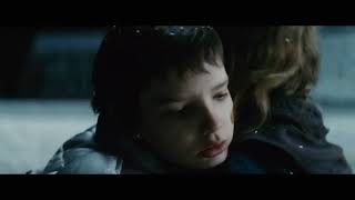 Let Me In 2010 Trailer (a film by Matt Reeves)
